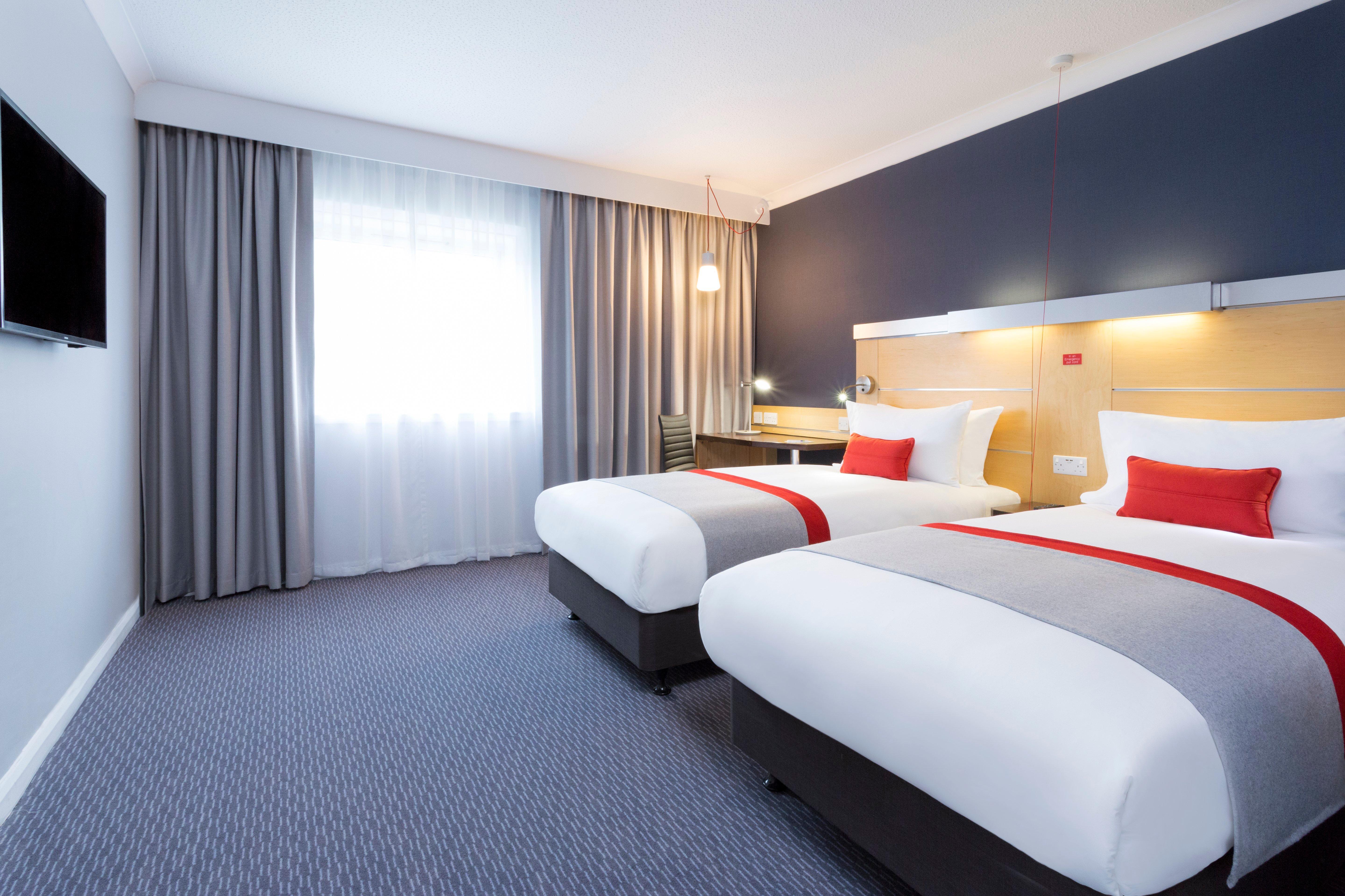 Holiday Inn Express Park Royal By Ihg Лондон Экстерьер фото