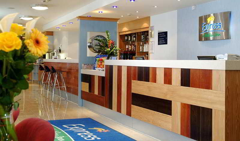 Holiday Inn Express Park Royal By Ihg Лондон Интерьер фото
